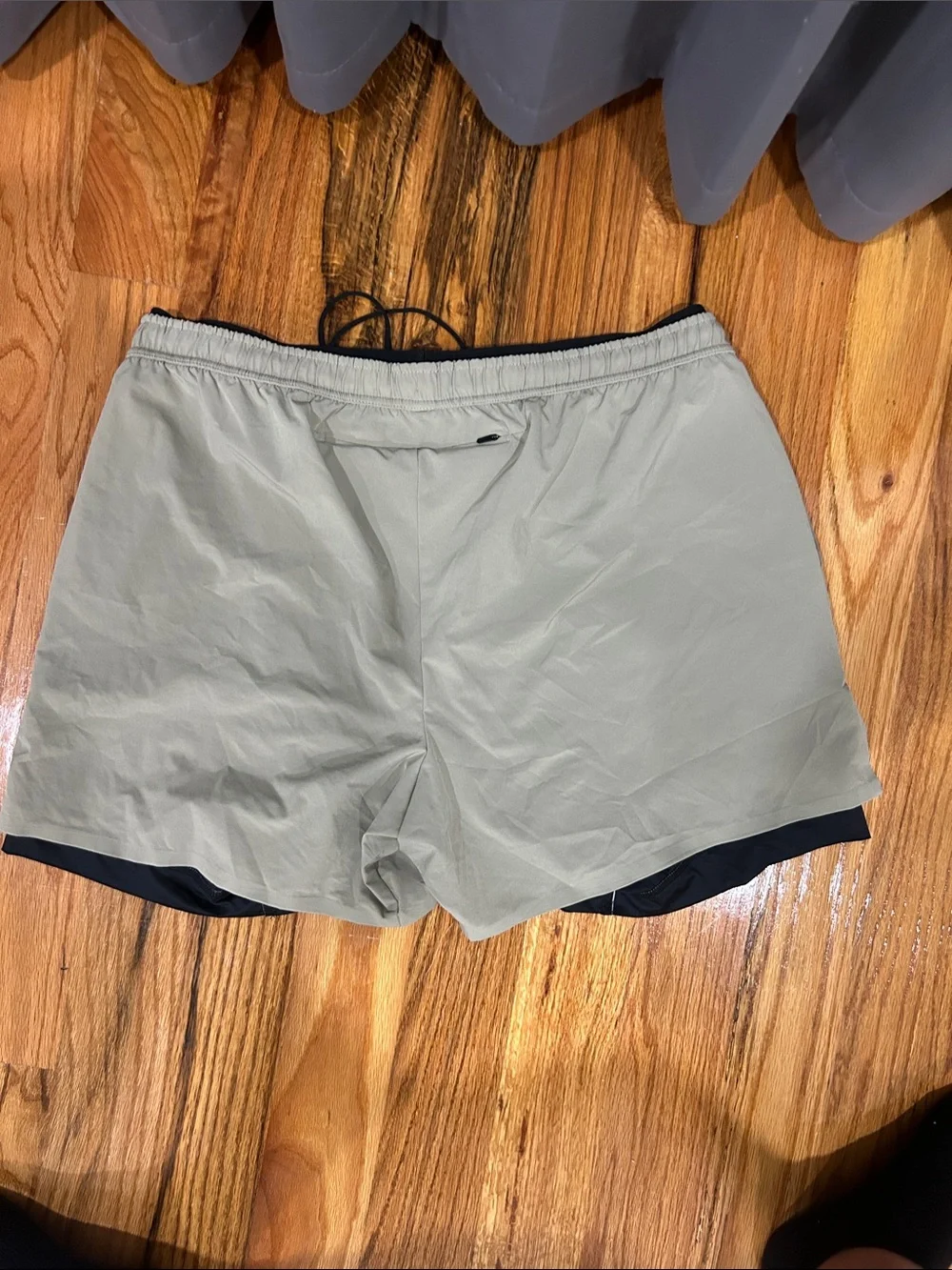 chubbies Light Gray and Black Men's Swim Board Shorts